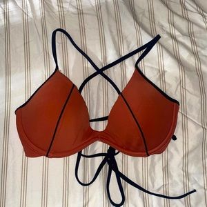 VS Triangle Push-up Top